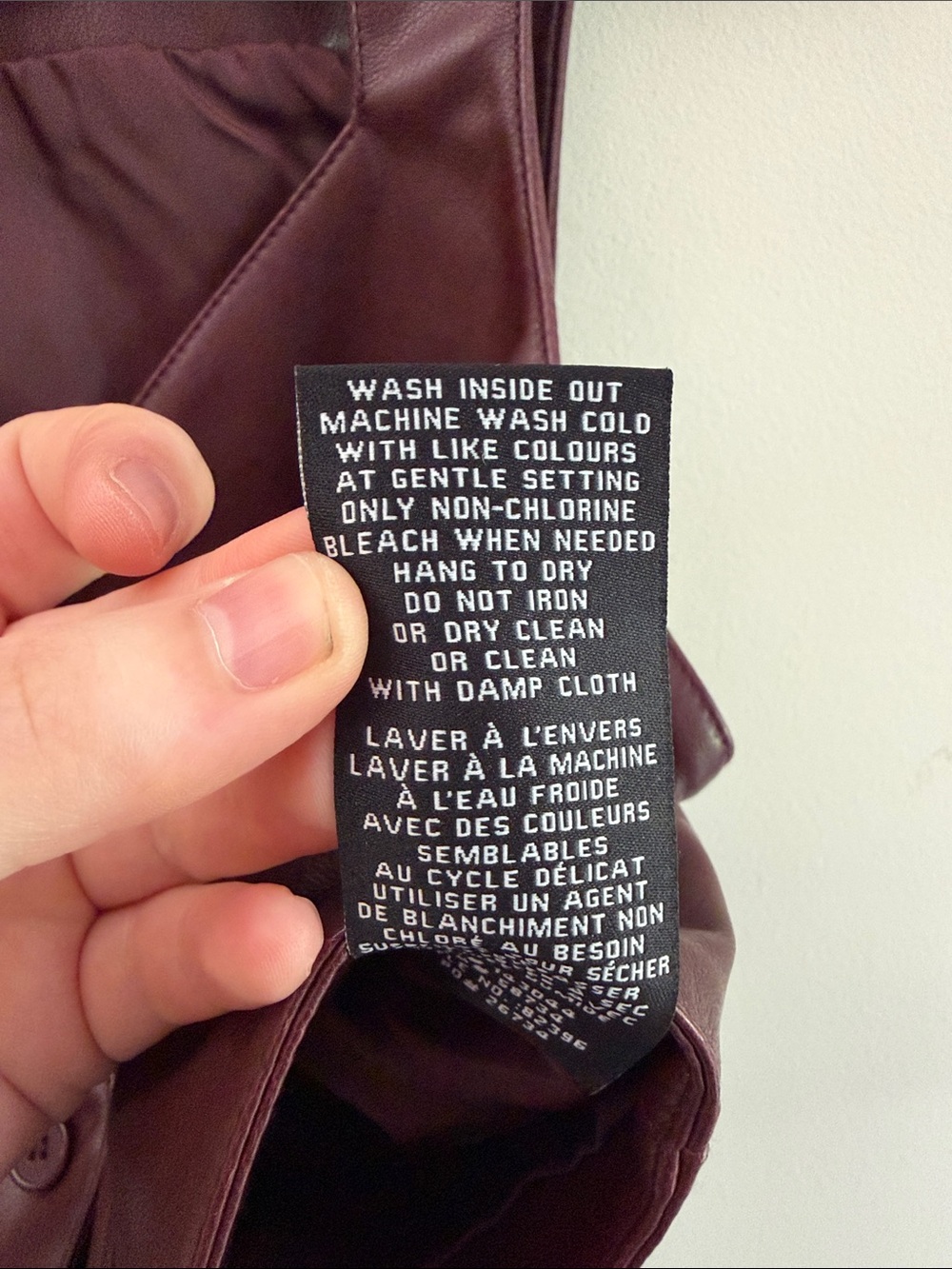 7 for All Mankind Y2K Preppy Faux Leather Burgundy Vest Size M Bandage Neckline - Picture 7 of 13